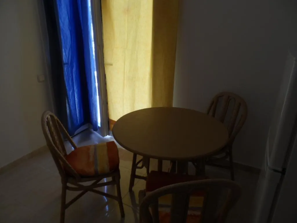 Habitaciones Residencial Corralejo Centro Playa Guest house