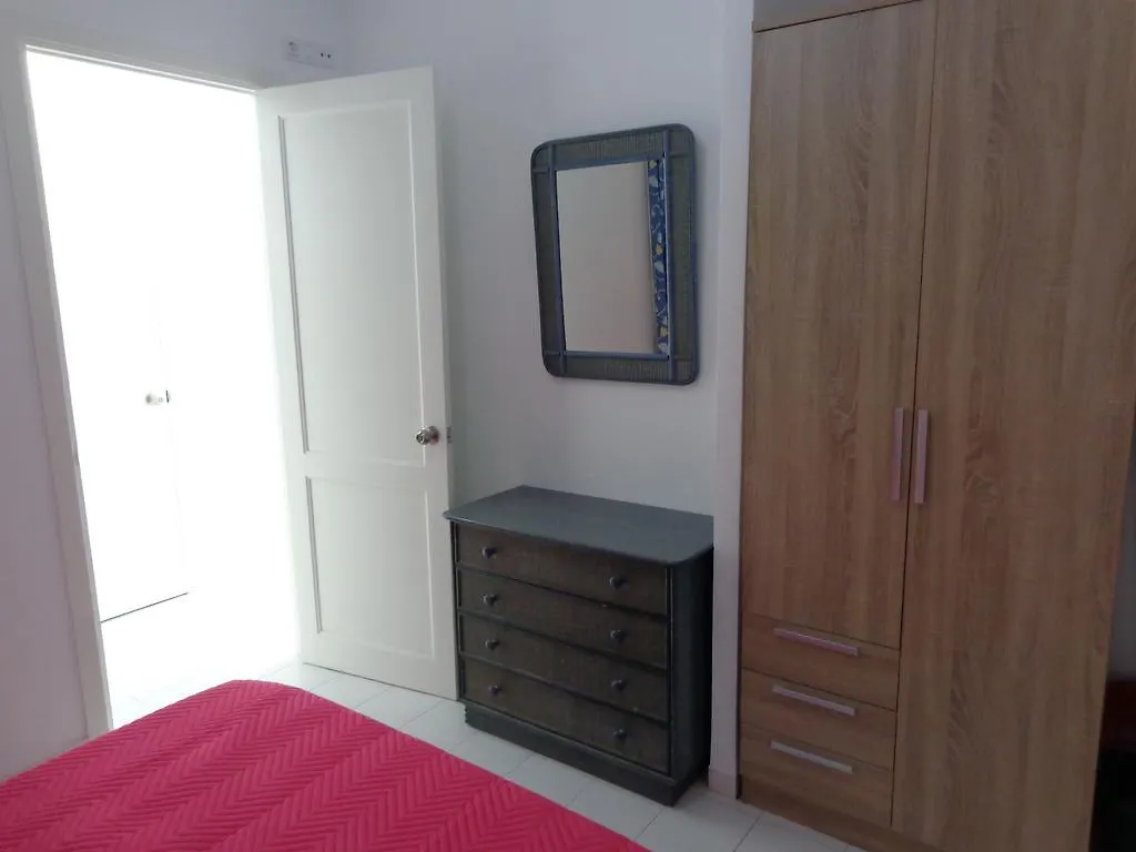 Habitaciones Residencial Corralejo Centro Playa 招待所