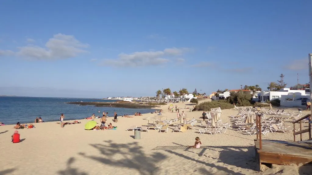 Habitaciones Residencial Corralejo Centro Playa 招待所